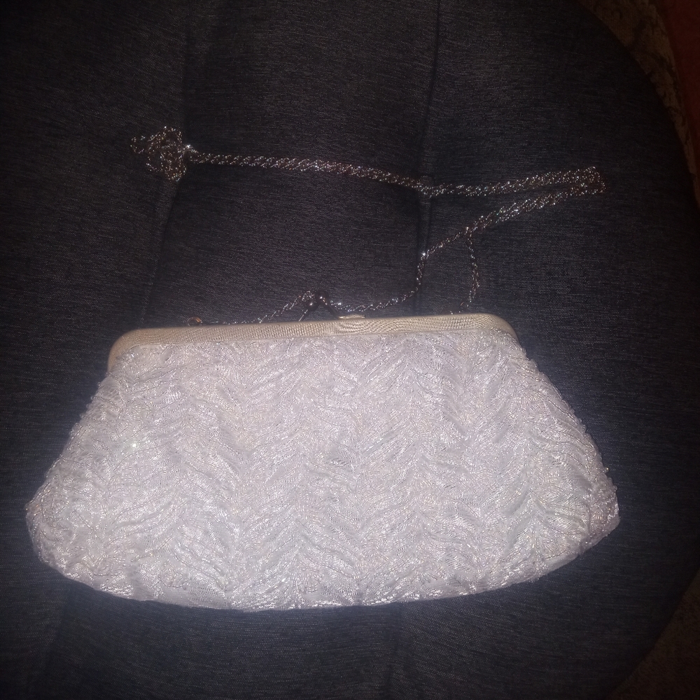La Regale white beaded crossbody purse